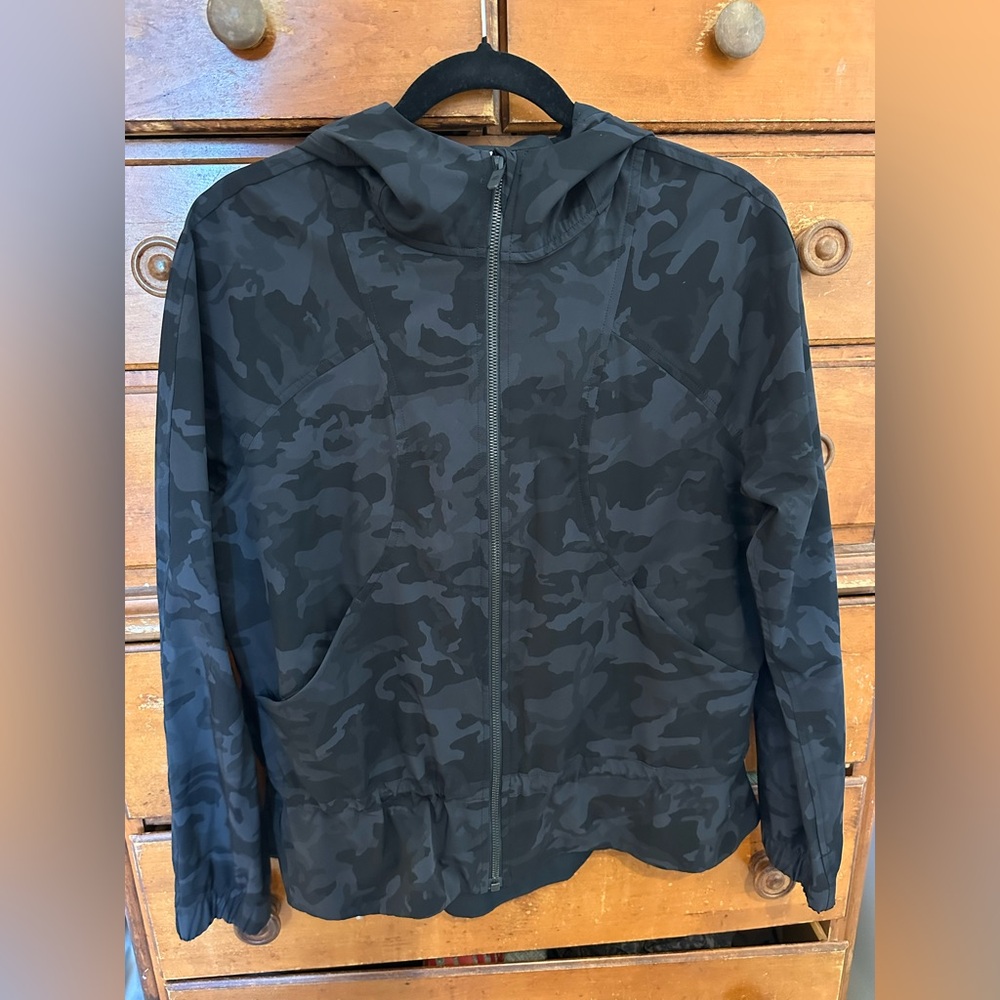 Lululemon Athletica Black Zip-Up Jacket